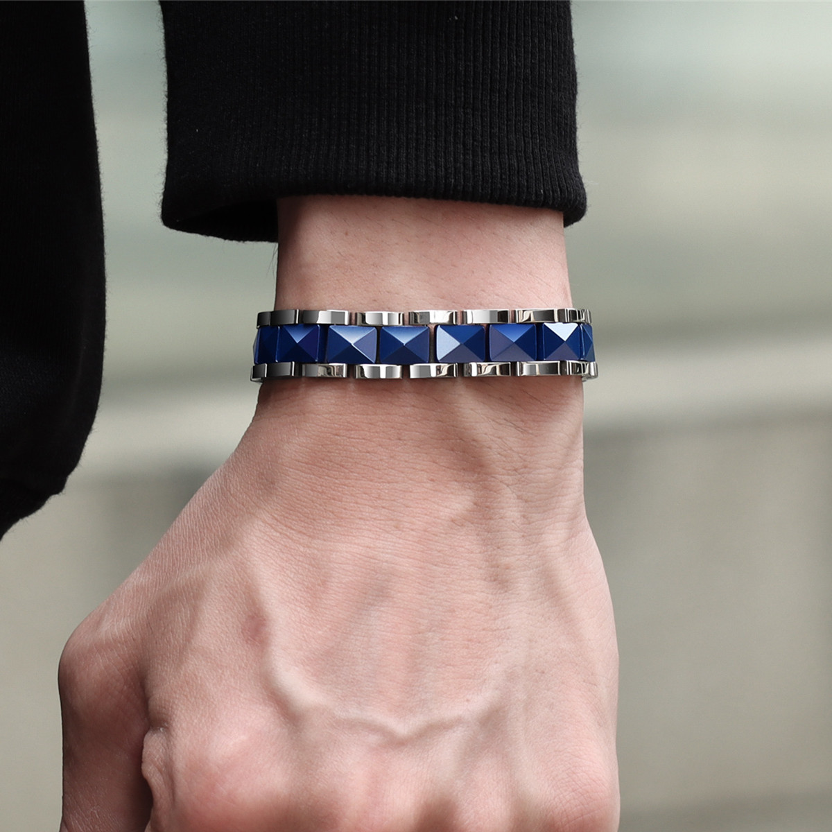 ARADOO プレミアムセラミックチタン鋼ブレスレット男性女 - Ceramic Link Bracelet のレビューと価格