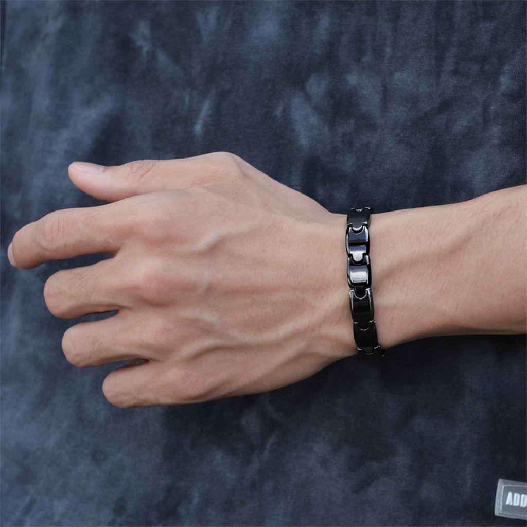 アラードゥ プレミアム セラミック ヘマタイト 磁気ブレスレ - Ceramic Link Bracelet のレビューと価格
