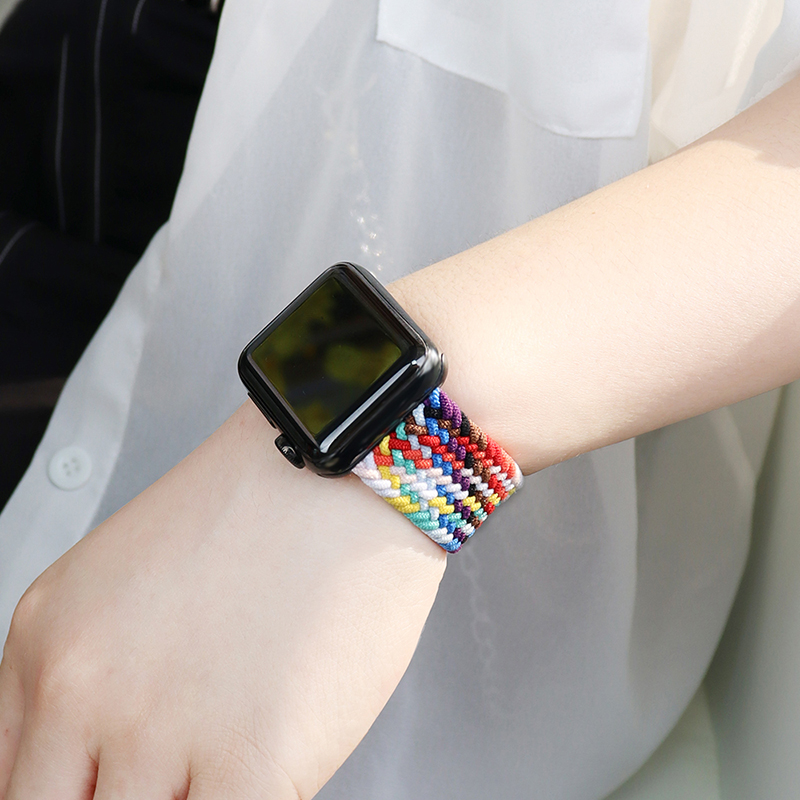 Apple Watch用の伸縮性のある編組ストラップ,iwa - Solo Loop Strap のレビューと価格